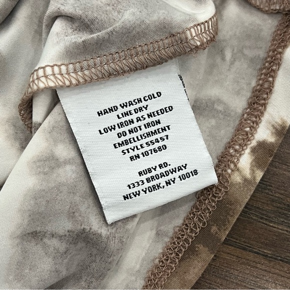 Ruby Rd. Sleeveless Top - Picture 12 of 12